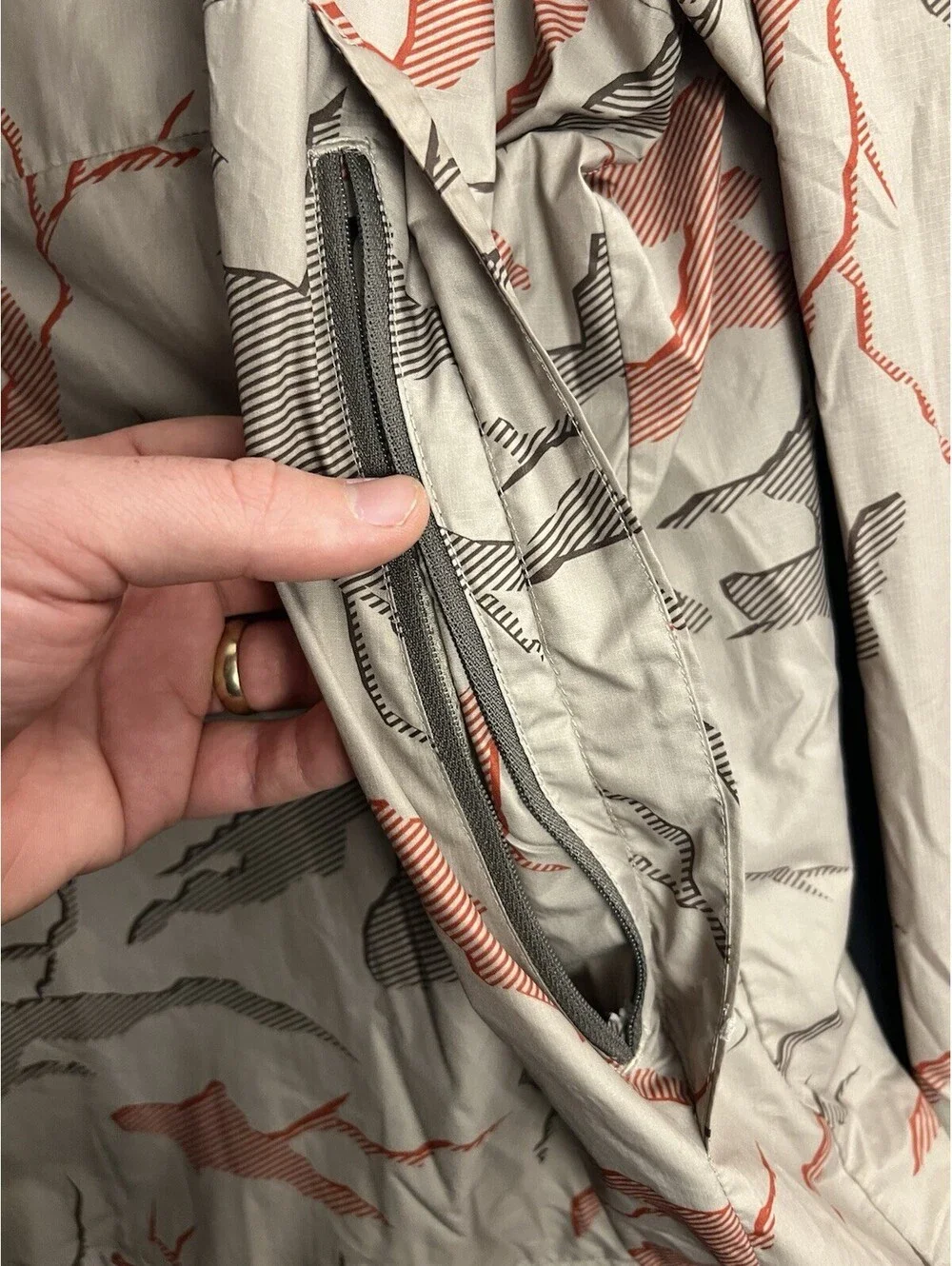 The North Face Jacket Mens 2XL Brown Red Camo Hooded 1/2 Zip Pullover Anorak